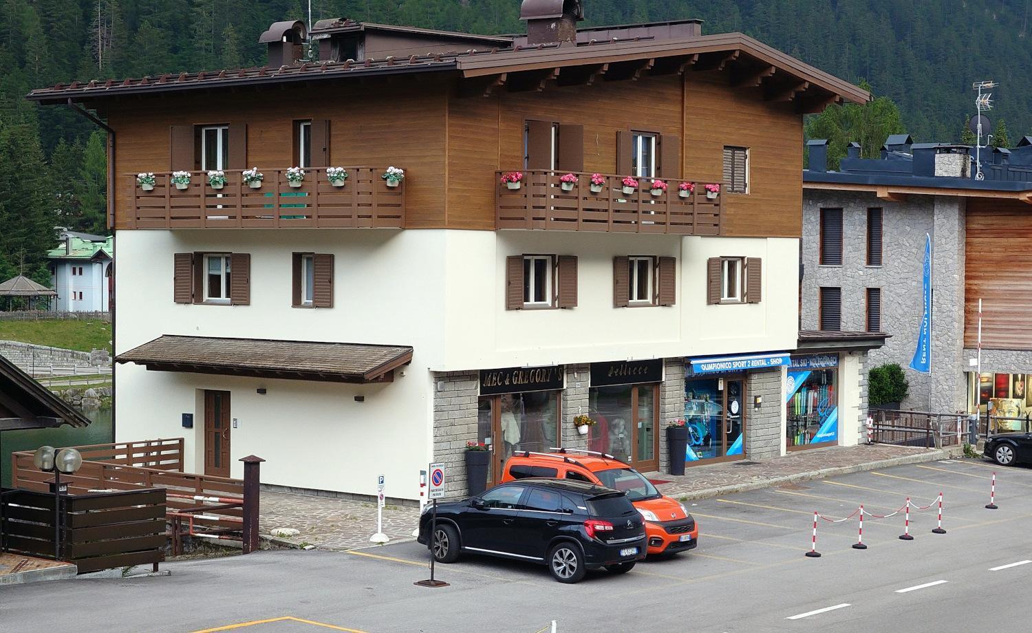 Apartment Bilocale Centro Paese Con Posto Auto