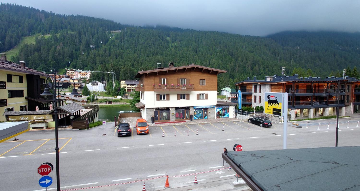 Bilocale Centro Paese Con Posto Auto Madonna di Campiglio