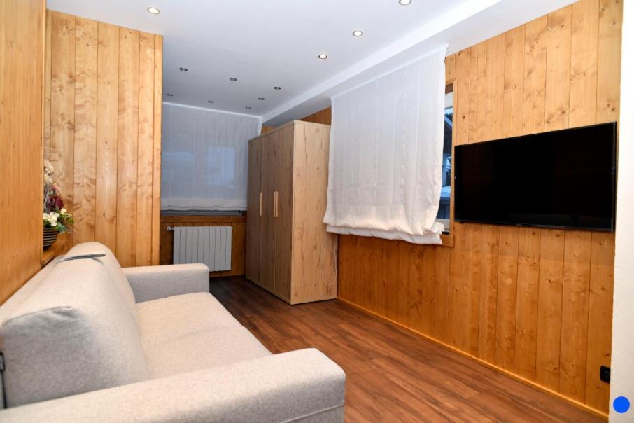 Apartment Bilocale Centro Paese Con Posto Auto *