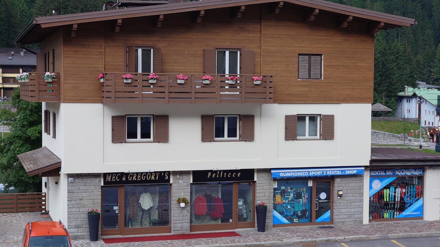 Apartment Bilocale Centro Paese Con Posto Auto
